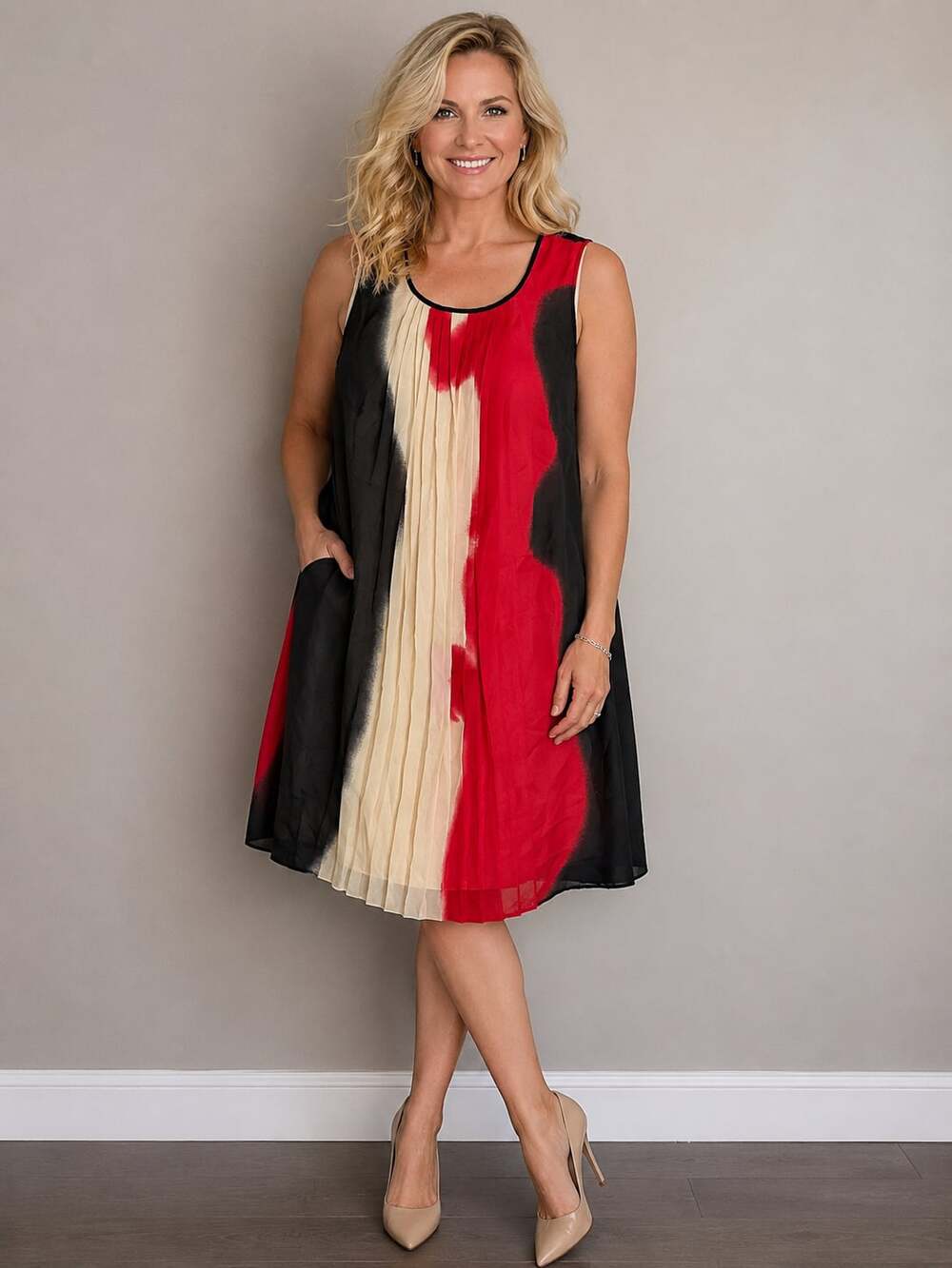 Linea Domani Limited Collection Sleeveless Pleated Colorblock Dress
M-80